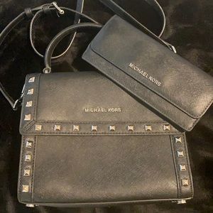 Michael Kors started black purse/bag and Wallet